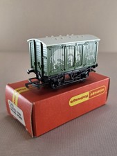 Hornby Railways R.162 Closed