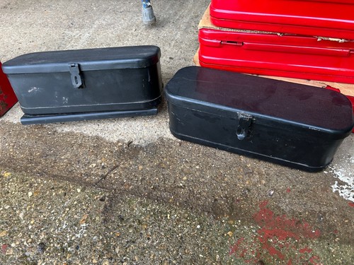 Tractor tool box - tractor, for