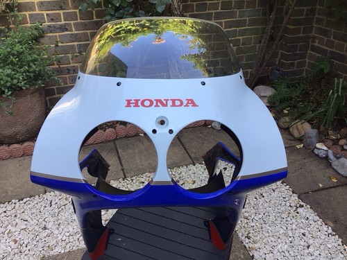 Honda rc30 top and - top,