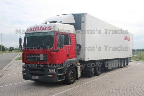 Truck photo man - tga, 18.353