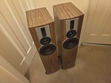 Dali Rubicon 5 speakers-