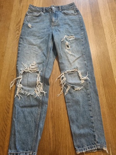 Ripped mom jeans