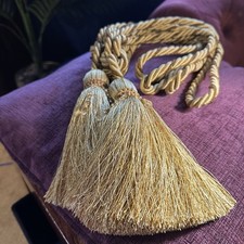 Victorian Style Gold Curtain