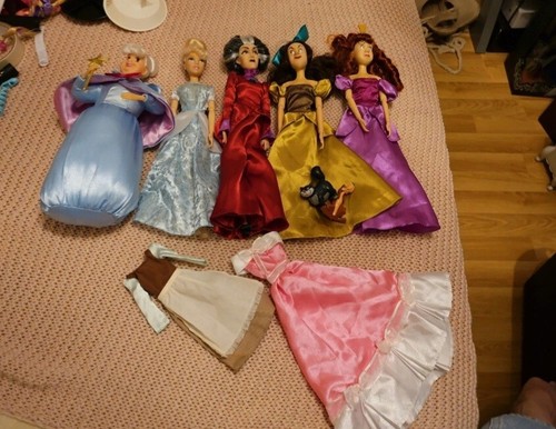 Disney cinderella dolls - , 2012