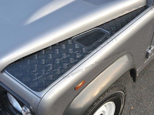 Land rover defender black - defender,