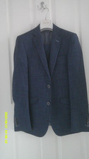 White Label Men's 3 piece suit, 36R, blue, tapered, great condition