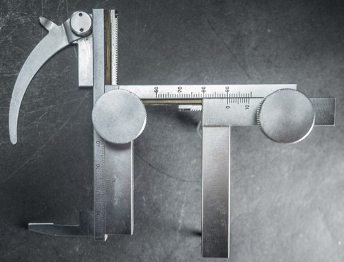 Mechanical stage clip - clip, quality