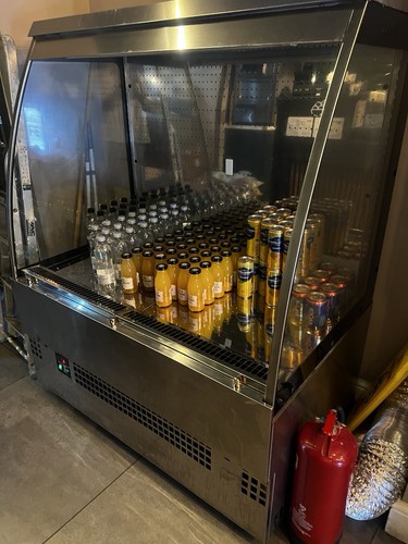 Commercial display fridge - 🧊,