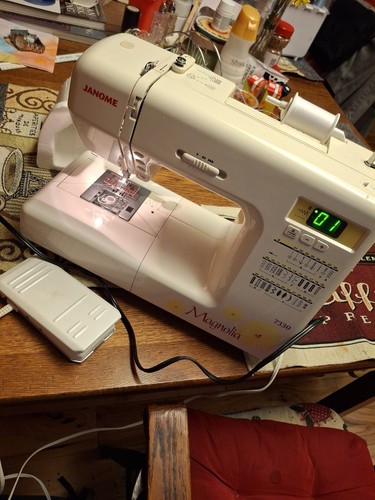 Janome magnolia 7330 - janome,