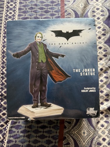 Direct joker statue - direct, the