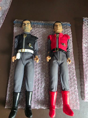 Captain scarlet - scarlet,