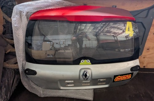 Fibreglass boot tailgate - fibreglass,