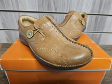 Clarks Shoes Un Loop