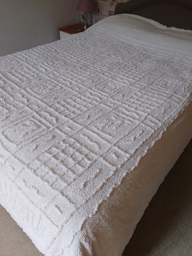 Vintage luxury thick white