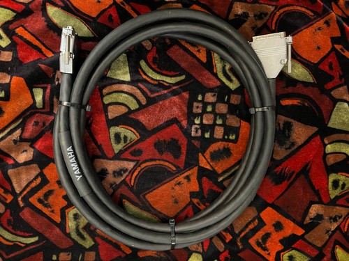Yamaha pin aes ebu - 25,