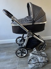 Babystyle Oyster 3 Pram with raincover - grey