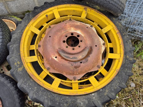Row crop wheels - crop,