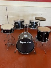 Drum kit 