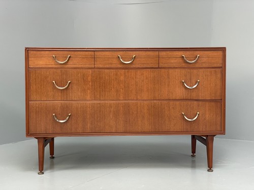 Vintage meredew chest - meredew, of