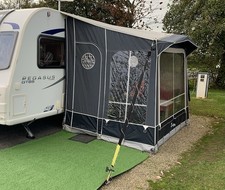 Isabella Minor Moonlight Porch