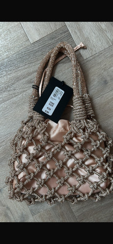 New river island shop - river,