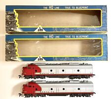 RIVAROSSI HO Set Of US EMD E8  Unit A + A   One Powered One Dummy In AHM Boxing