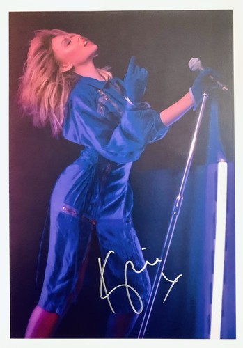 Kylie minogue hand signed - signed, 12x8