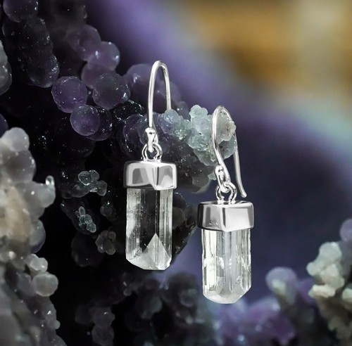 Stunning danburite drop - stunning,