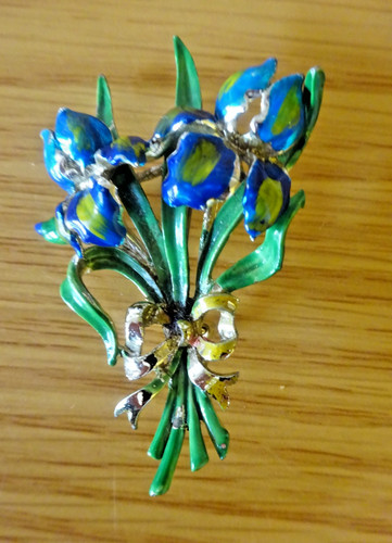 Vintage exquisite iris - exquisite,
