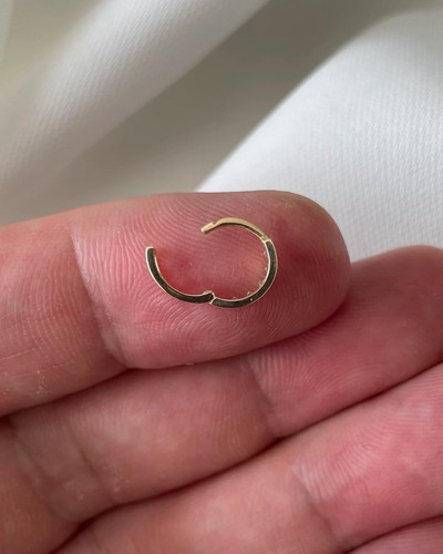 Genuine 9ct yellow gold - 9ct,