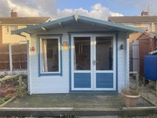 Summer  House 10 x 8