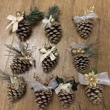 10 Pine Cones Hanging