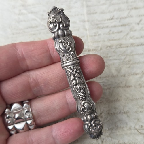 Silver needle case 1819 1838 - needle,