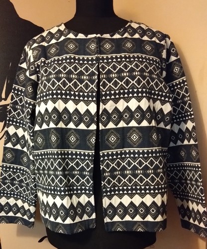 Klass size aztec pattern - size,