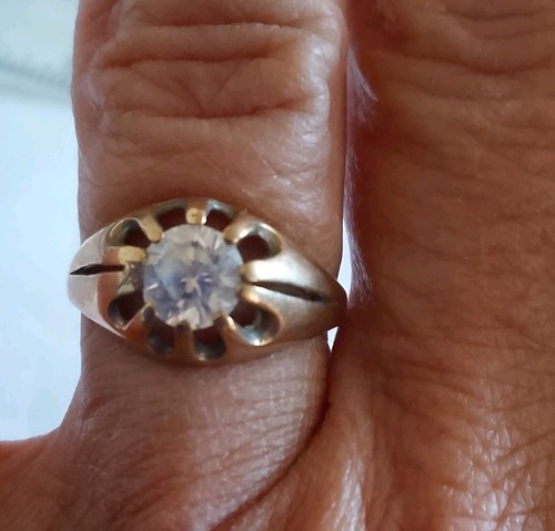 9ct gold gypsy ring - gold, "n"