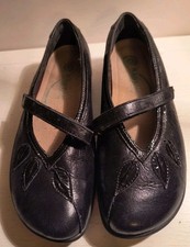 NAOT Mary Jane Women's Shoes Sz 6.5 US / 37 EU Black Leather W/Patent Trim Nice!