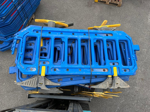 Chapter barriers 2m - barriers,