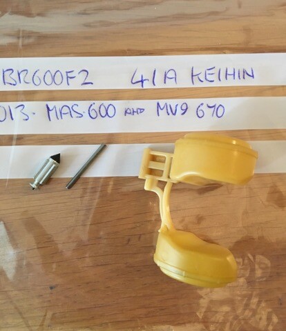 Honda cbr900rr carburettor - cbr900rr,