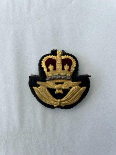 Raf officers beret badge - raf,