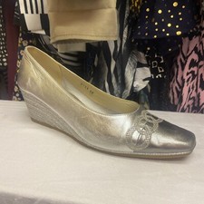 Wedding shoes. Christian