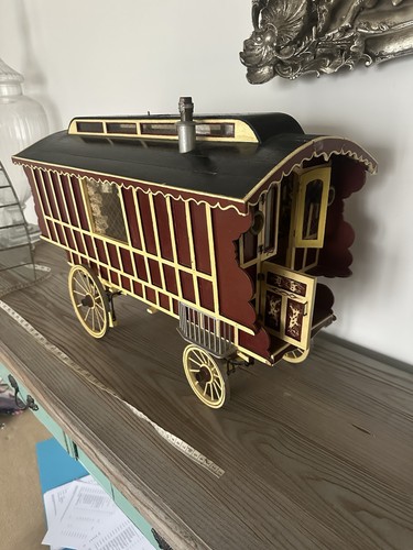 Gypsy show wagon - gypsy,