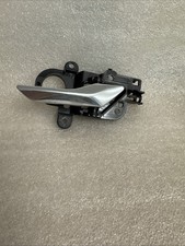 LAND ROVER EVOQUE MK2 L551 INTERIOR DOOR HANDLE REAR RIGHT DRIVER SIDE 2023