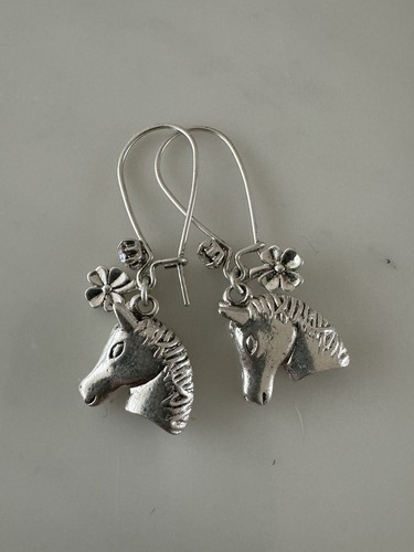Horse earrings hultquist - horse,