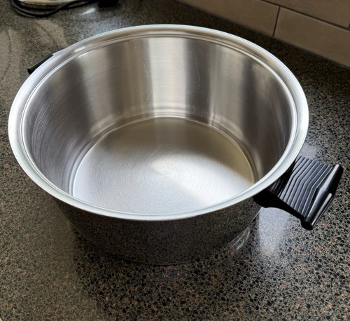 Large rena ware - large, saucepan