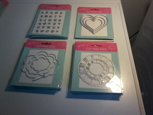 Cutting dies for - 4x,