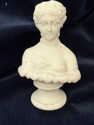 Parian wear 19th century - , bust