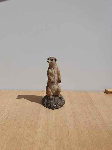 Meerkat statue collectable - statue,