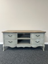 Shabby Chic TV Unit