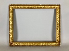FINE OLD JADED ANTIQUE 19th CENTURY MOULDED GILT GILDED PLASTER PICTURE FRAME