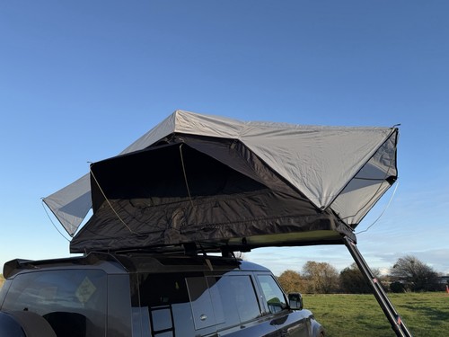 Universal car roof tent - car, 3